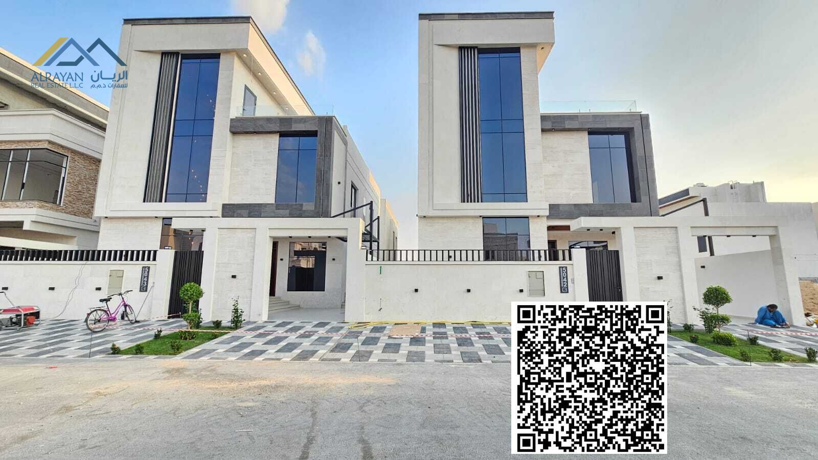 Luxury modern villa/two floors and a roof/central air conditioning, high-end finishes, and freehold for all nationalities