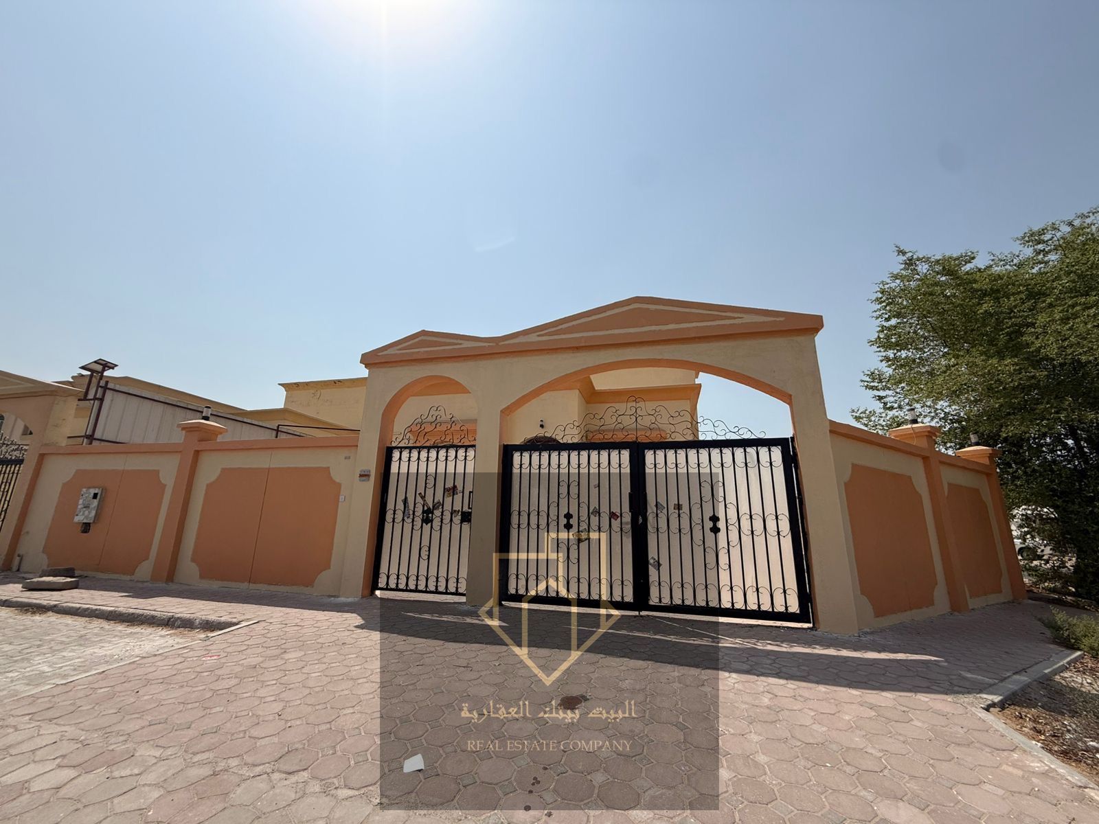 For sale, two villas next to each other in Al-Moyahat area 3, an area of 11 thousand feet