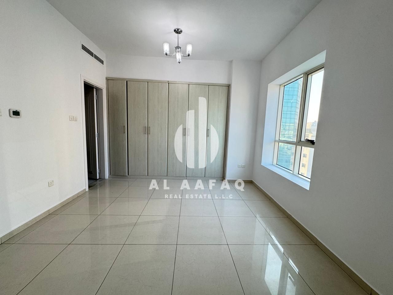 Spacious 2BHK| Master Bedroom | Free AC