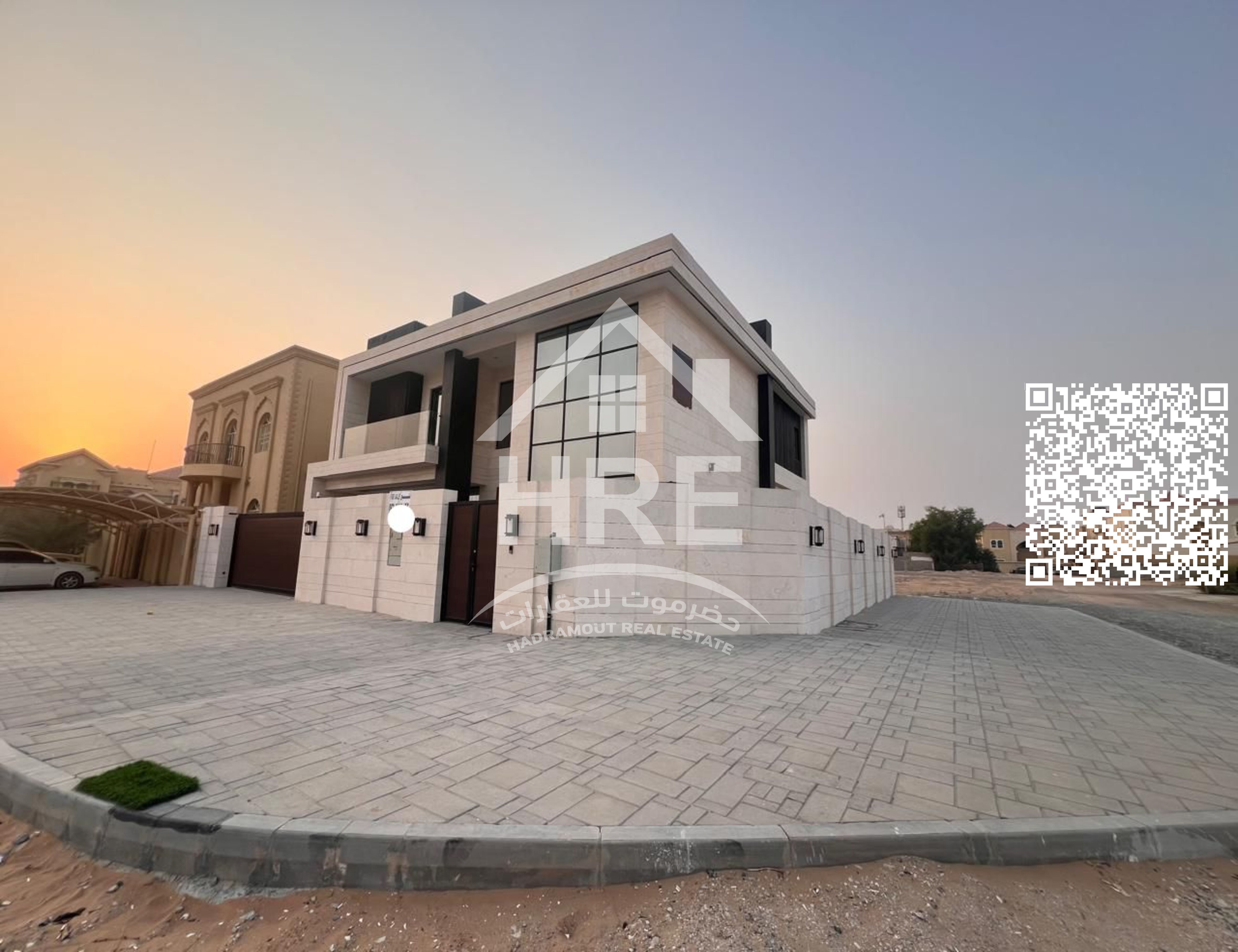 Enjoy a tranquil life and luxurious spaces in the heart of a vibrant community.
