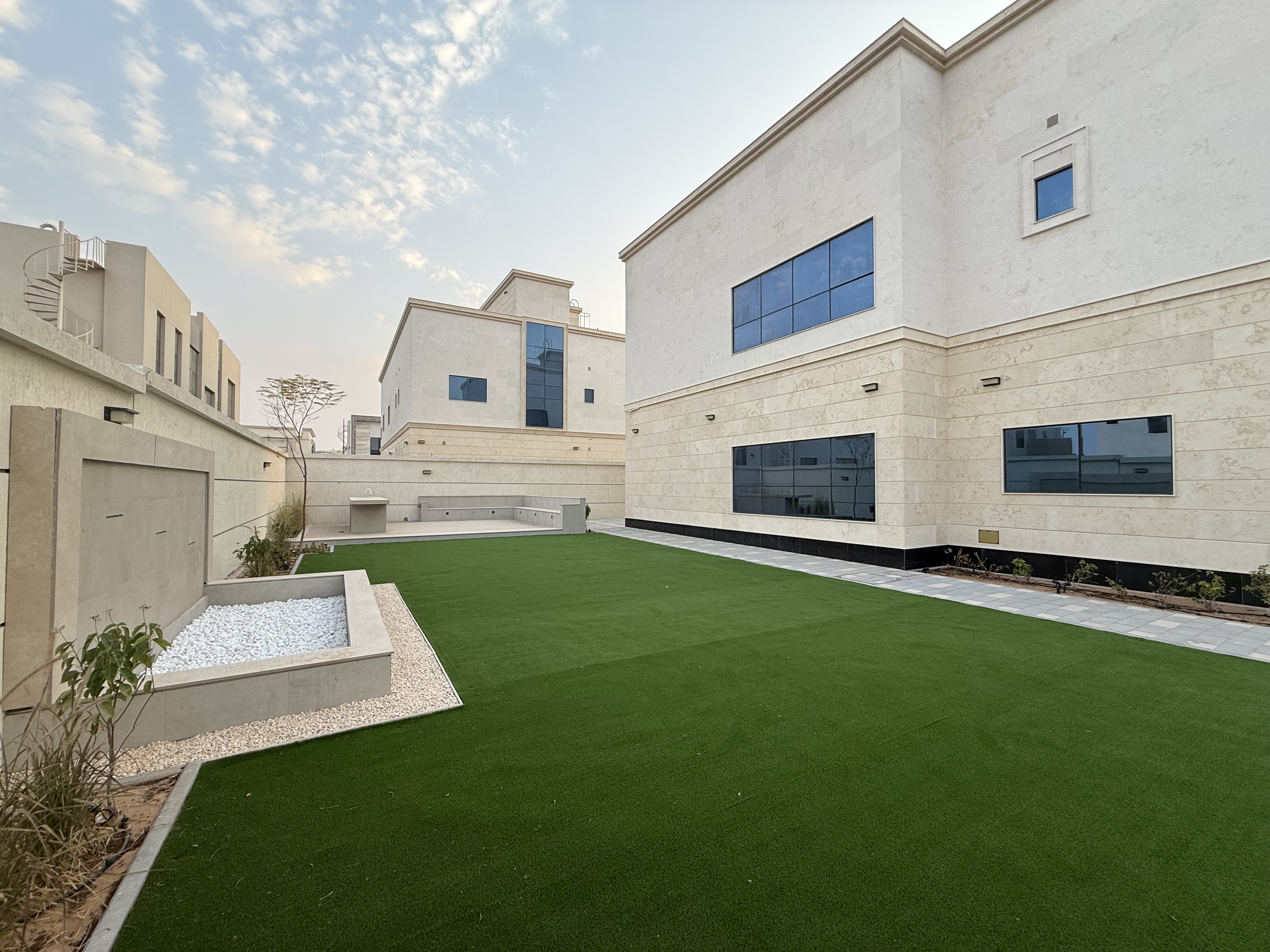 Luxury 5bhk Villa 7washroom brand new
