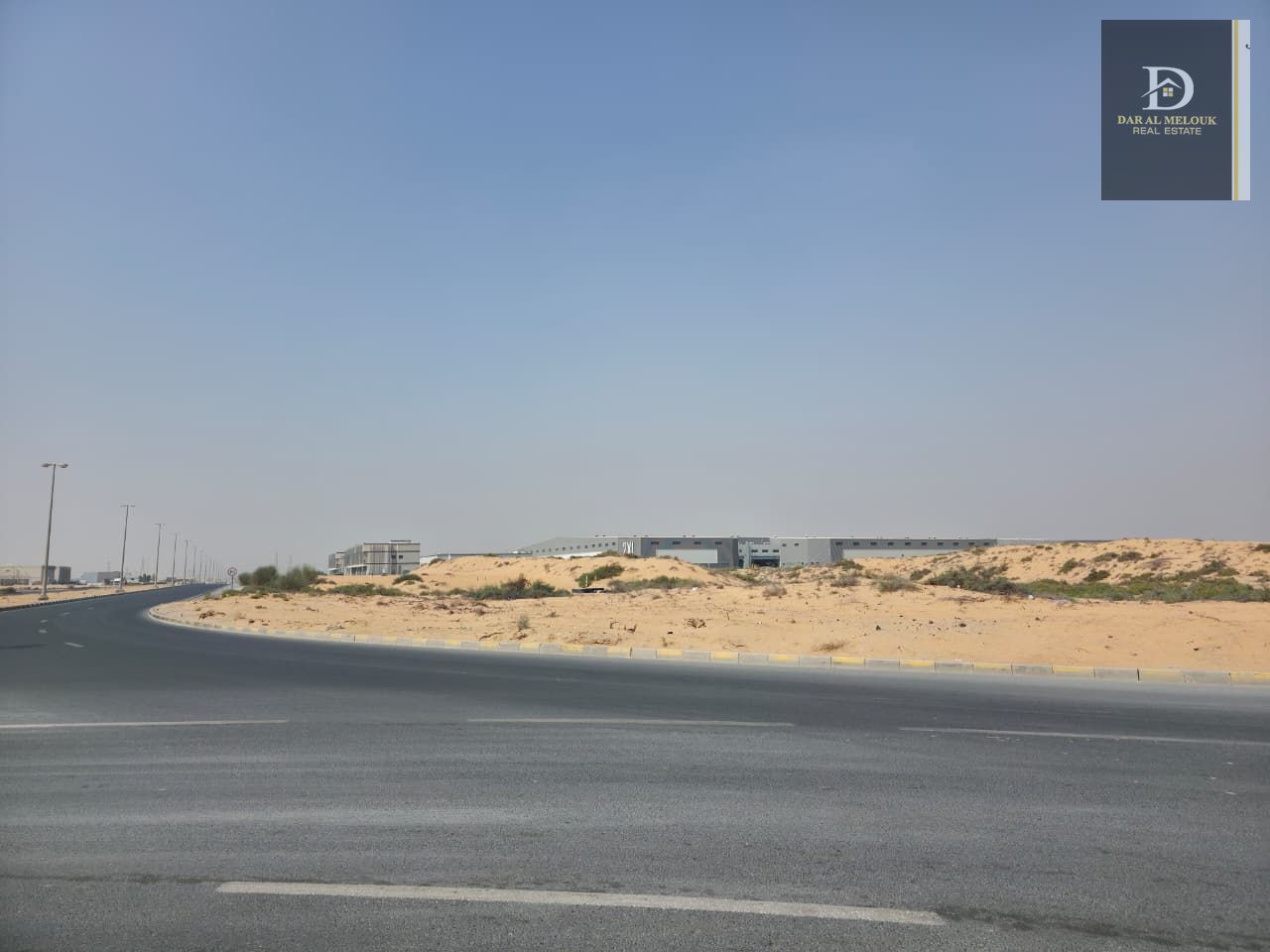 For sale in Sharjah, Al Saja'a Industrial Area Industrial land with an area of 714,902 square feet