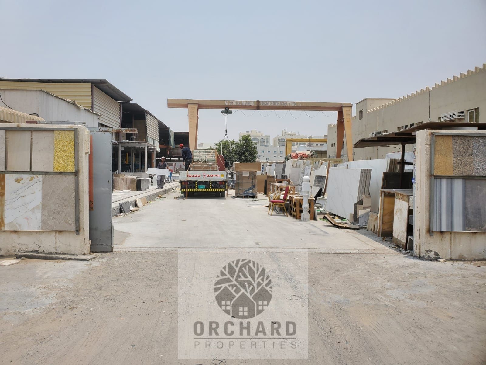 Open yard,Warehouse,Labour Camp/Suitable for marble,Steel,Fibar glass/20,000sqft/45Kw power/8 Labour rooms/2 Kitchen/Office/Rent 500,000Aed