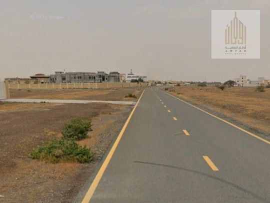 Commercial land in a prime location, freehold