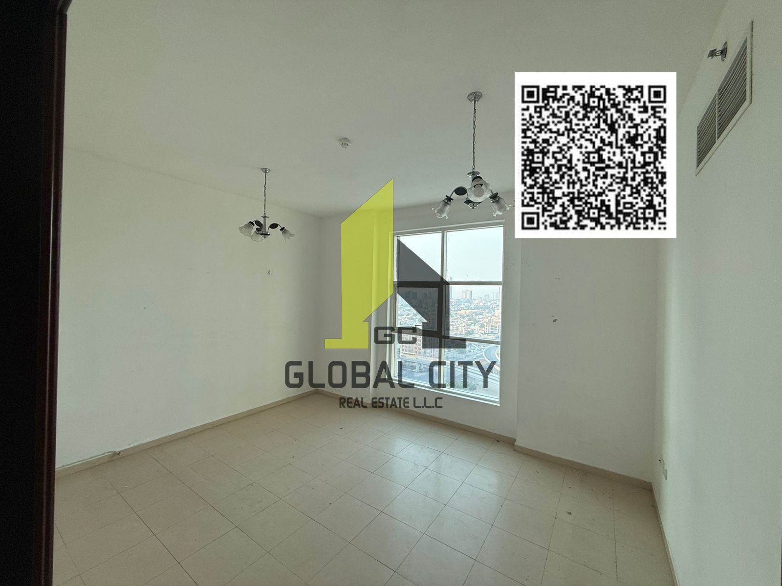 2 bedroom unfurnished appartment with parking