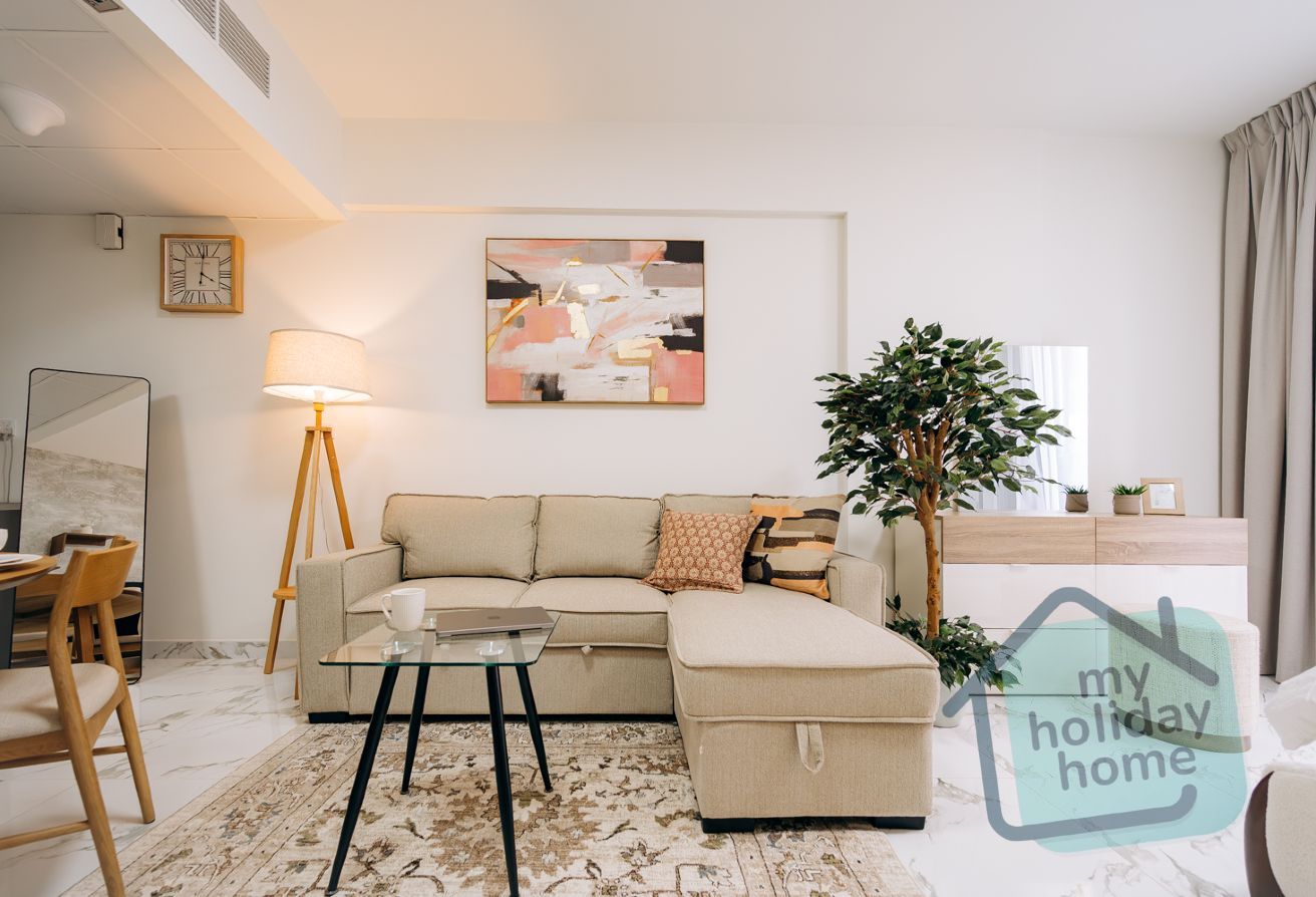 Seaside Elegance | Your Cozy Studio Haven
