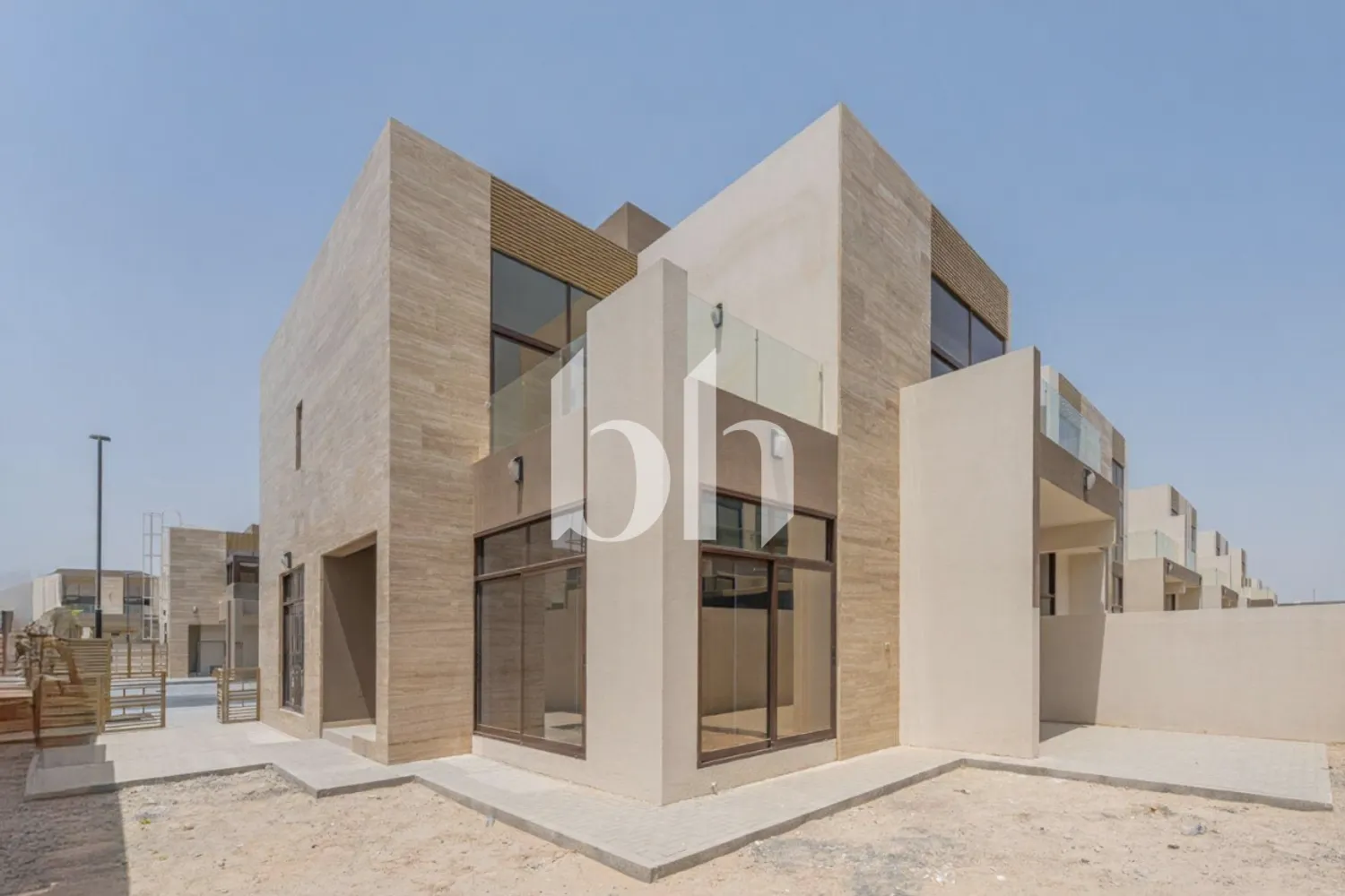 4beds Corner | Rare View | Currently Tenanted