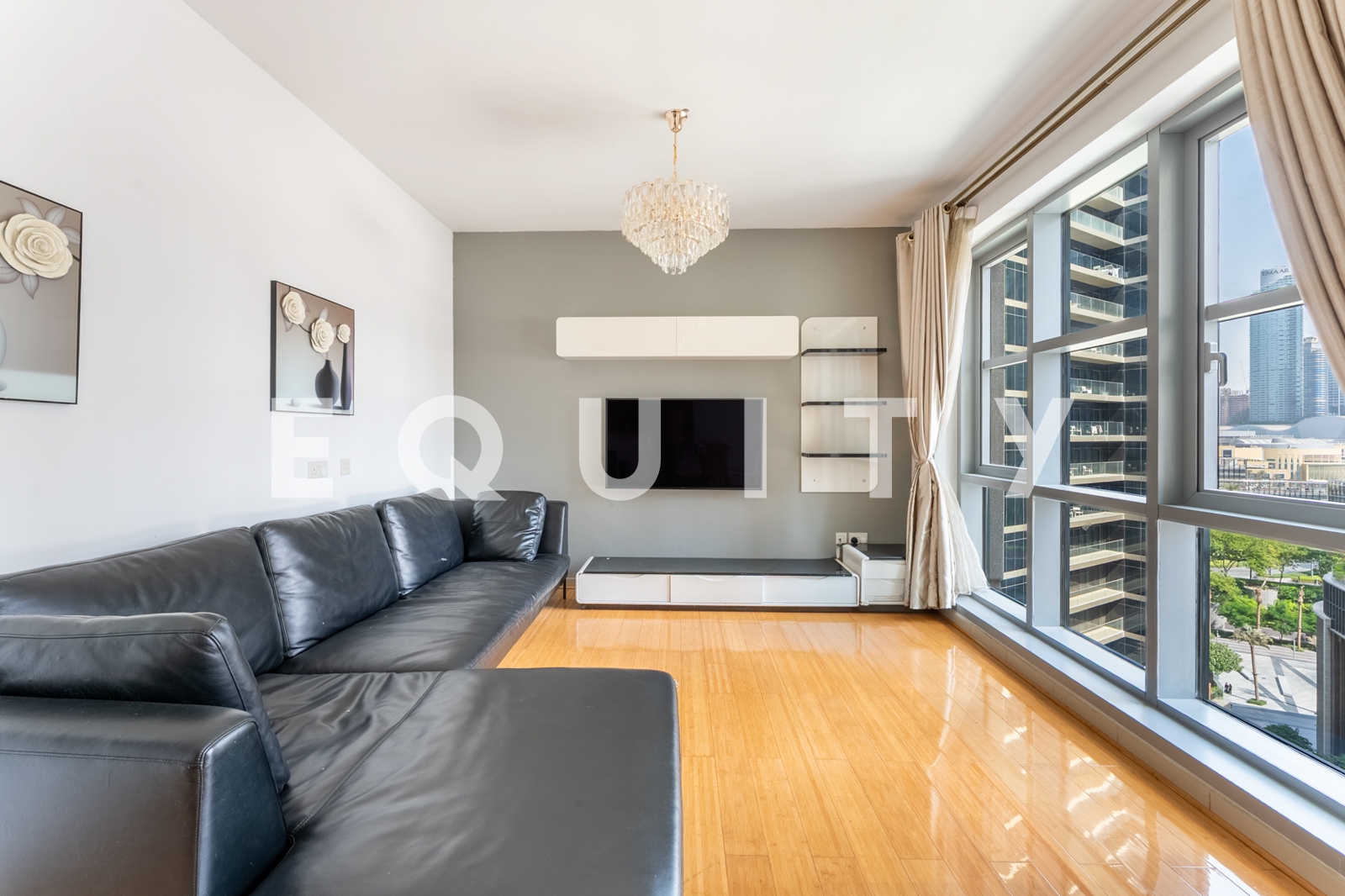 2 Bedrooms Plus Study I Boulevard View I Vacant