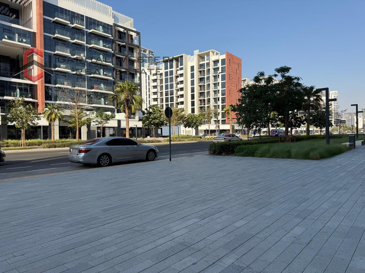 Boulevard Facing | Shell and Core | Chiller Free