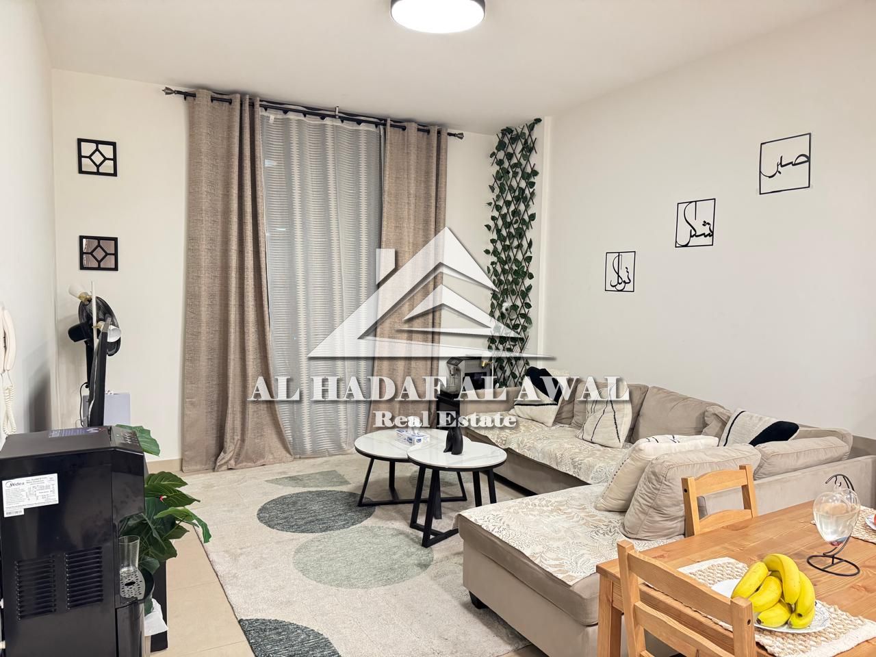 For monthly rent, a room and a hall in Al jada area with free internet