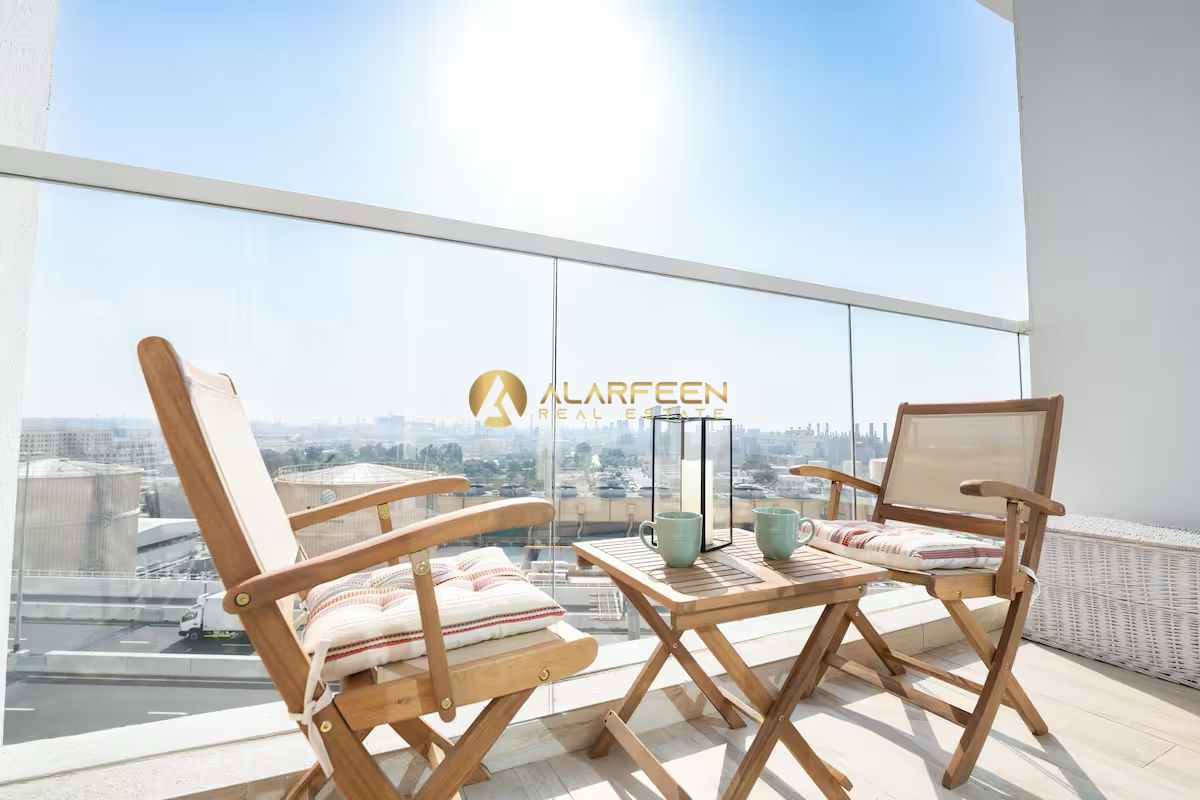 12 Cheques l Fully Furnished | Sea View