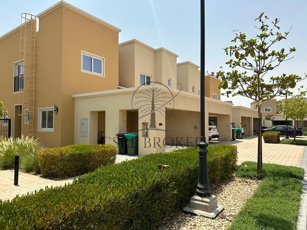 Single Row | Spacious | Near Pool and Park