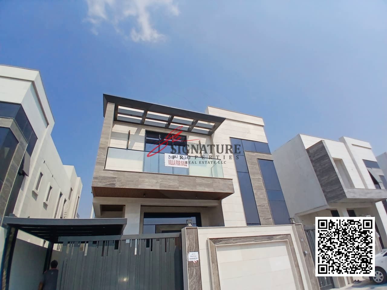 Freehold 5 BR Villa with Central AC & Covered Parking — Ajman