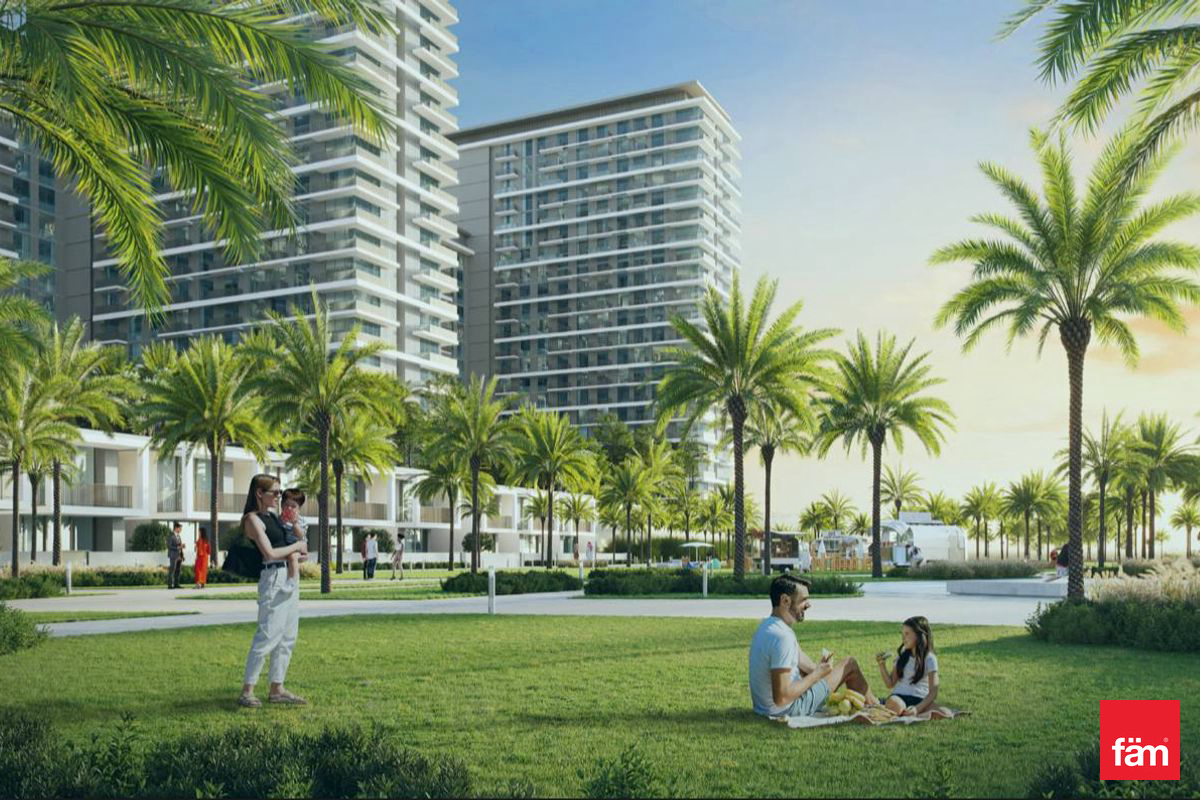 High ROI | Community Living | Park view