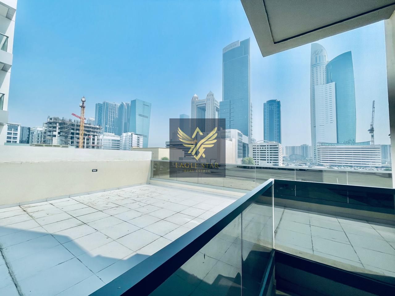Large 2 BHK Avialable | GYM POOL PARKING | Jumeirah Garden City