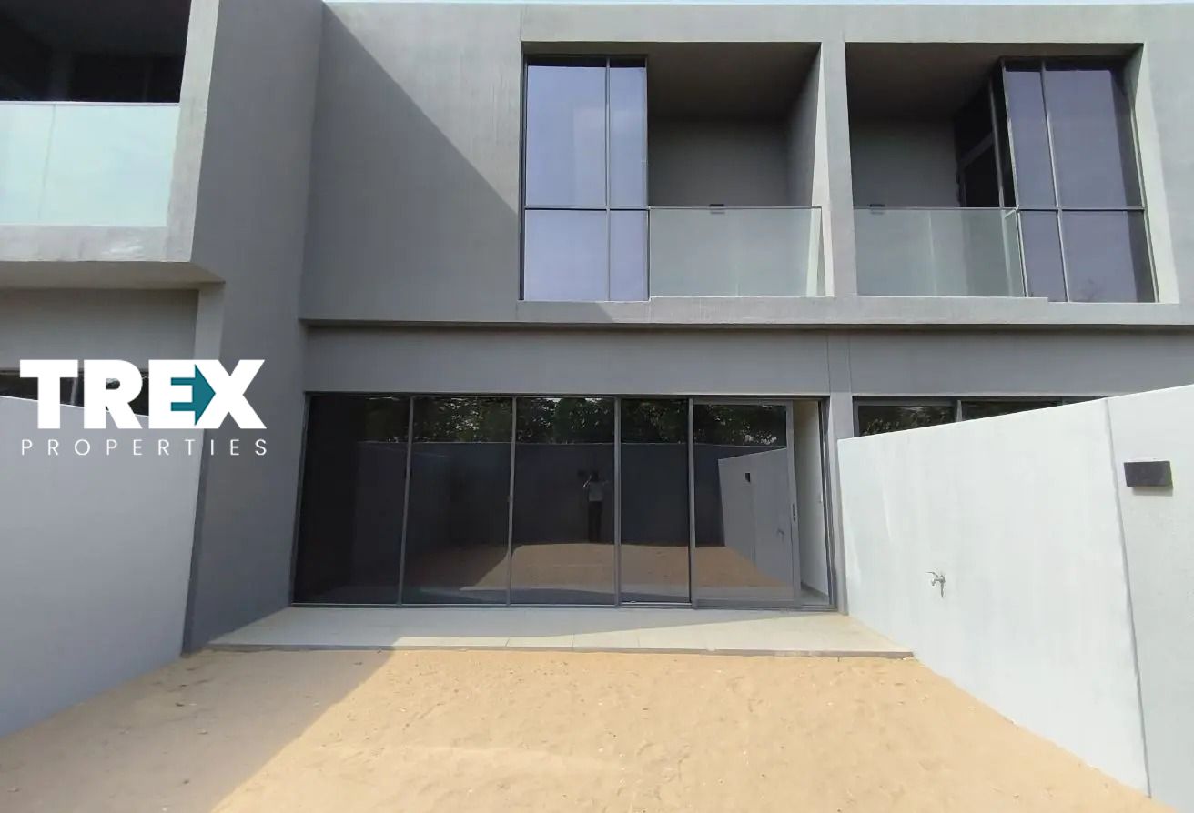 Green Community | 4BR Townhouse | Ready