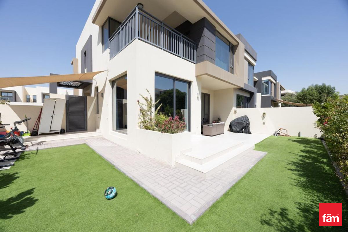 Corner Unit | Green Belt | 5 Bed + Maid