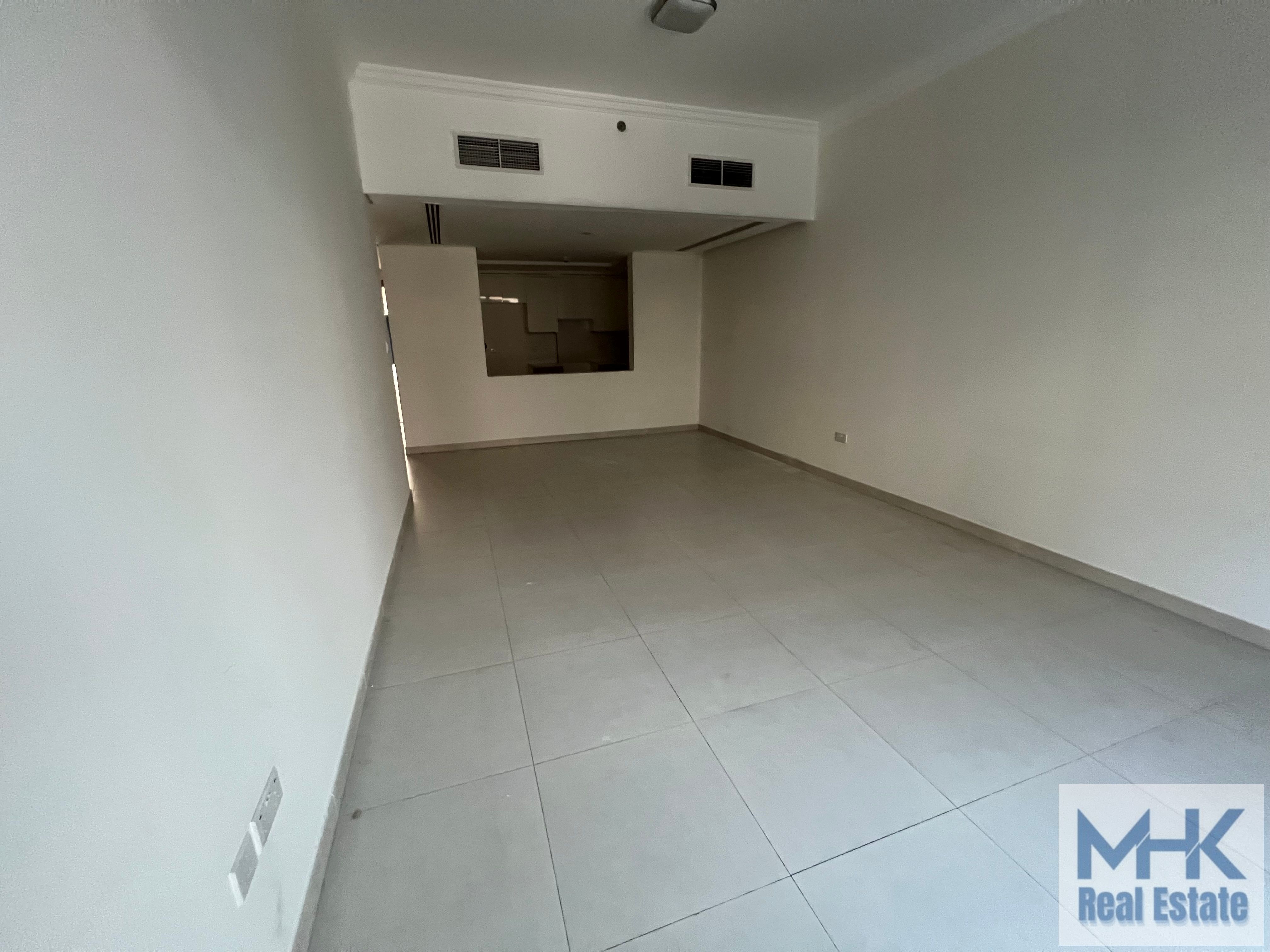 Large 1 bed in Al Multaqa Mirdif Hills