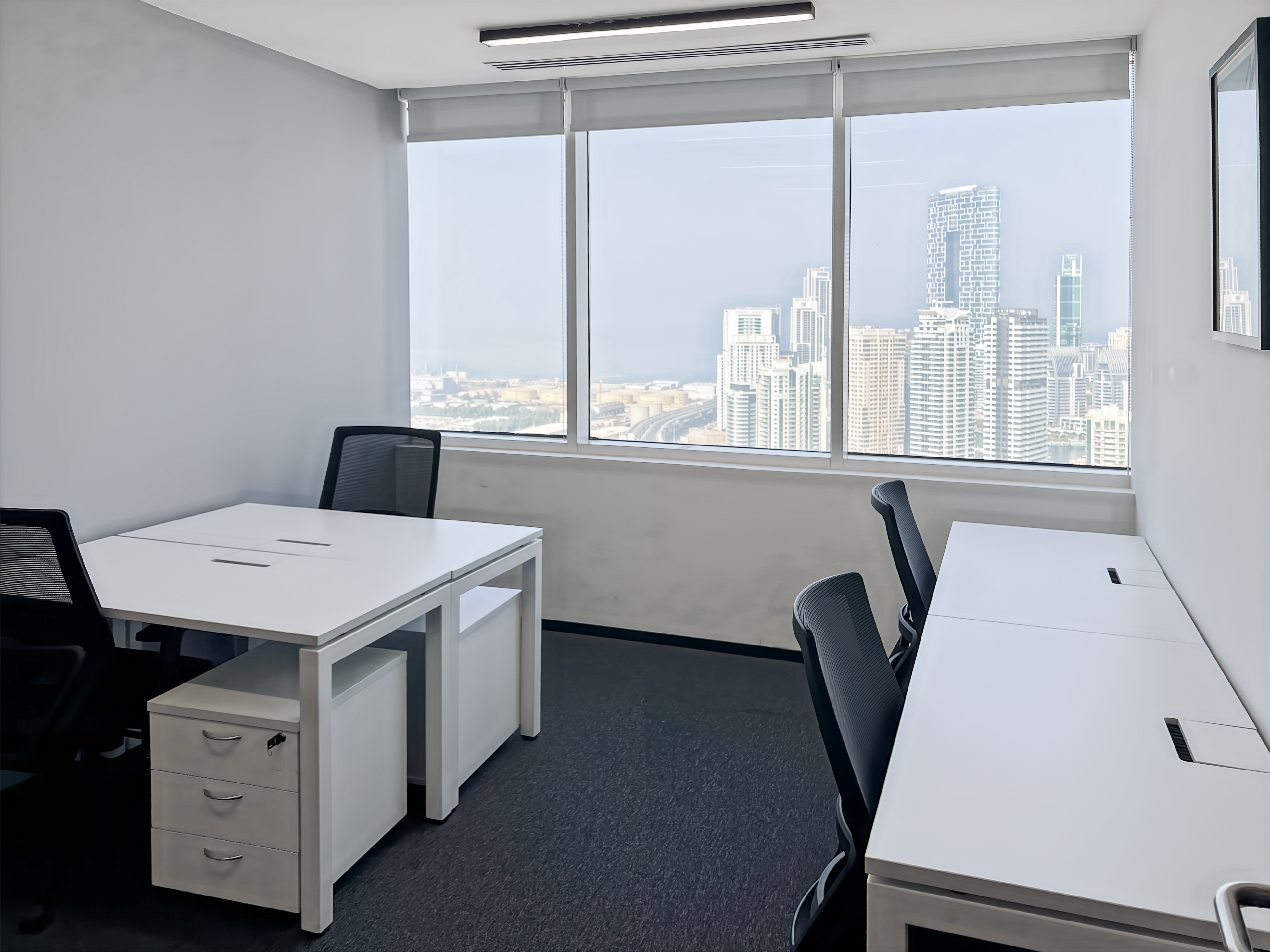 Private office space rental tailored to your business’ unique needs in Dubai, HDS Tower