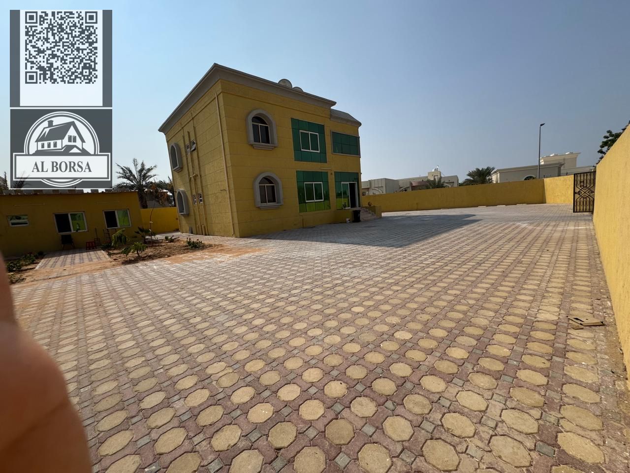 Villa for rent in Ajman - Al Hamidiyah 1 - Local electricity - 8 rooms, a large annex, a maid's room, and spacious living areas - Price: Only AED 1