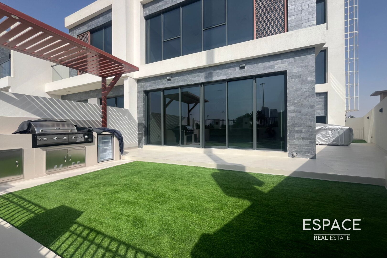 BBQ Area | Panoramic Golf | Fountain