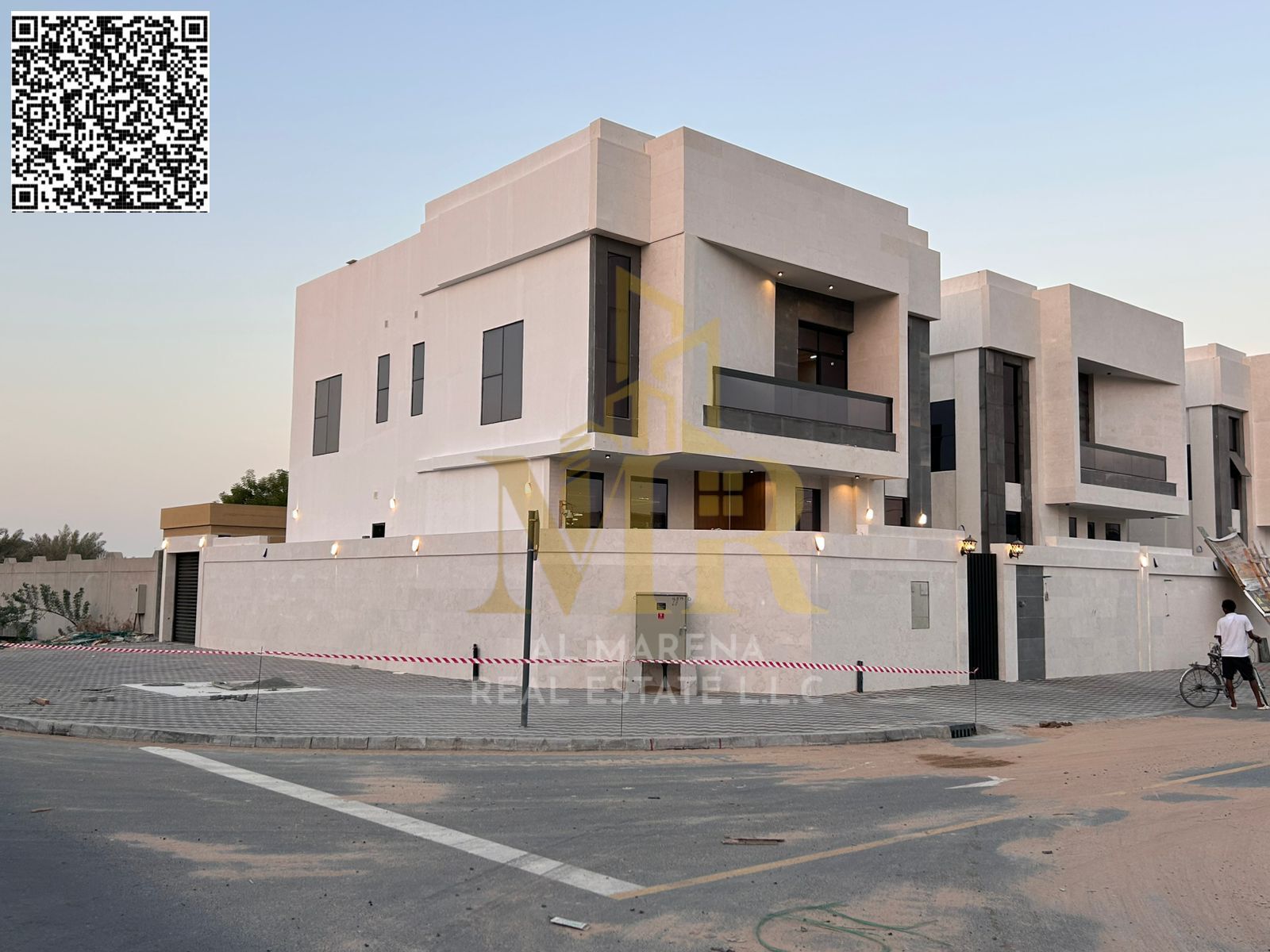 Own your dream villa and invest in a sophisticated style in a luxurious villa in the heart of Al Zahia "at a price including fees