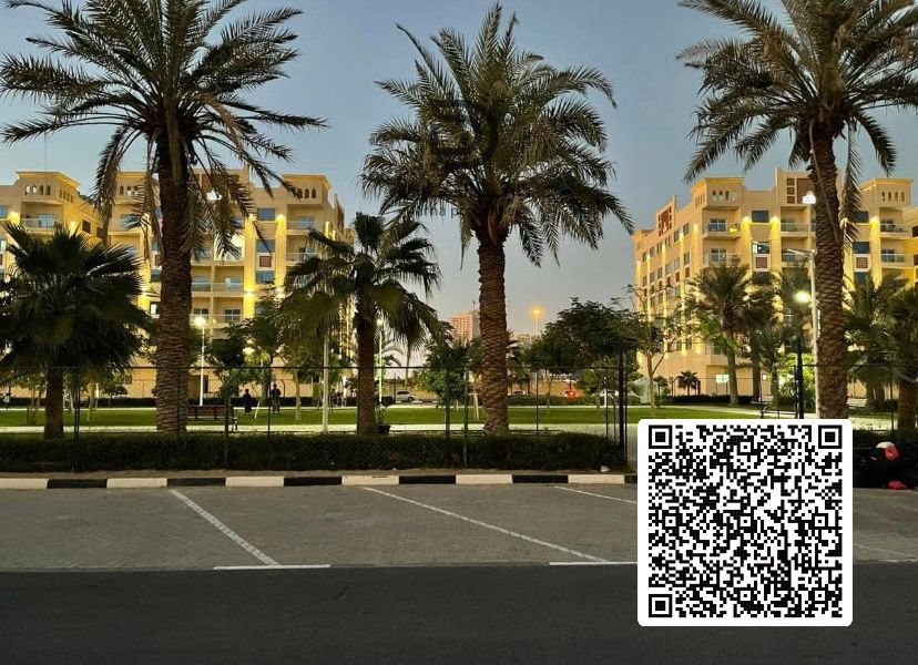 Beautiful studio for sale in Al Ameera Project – Phase 3 (B8), with handover soon! Located on a mid floor with an open view of the garden and kids’ play areas, offering a peaceful and relaxing environment. Property Details: • 1 Bathroom • Closed Kitchen