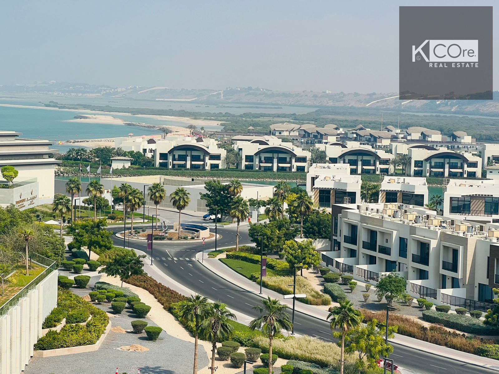 WATER VIEW | HIGHER FLOOR | PRIME LOCATION
