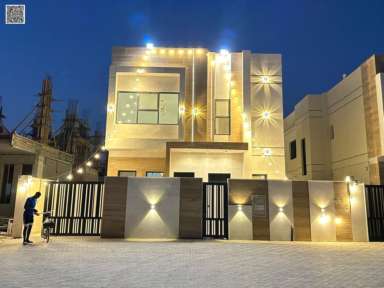 Villa, price inclusive of registration fees, high-end finishing, opposite all services and the mosque