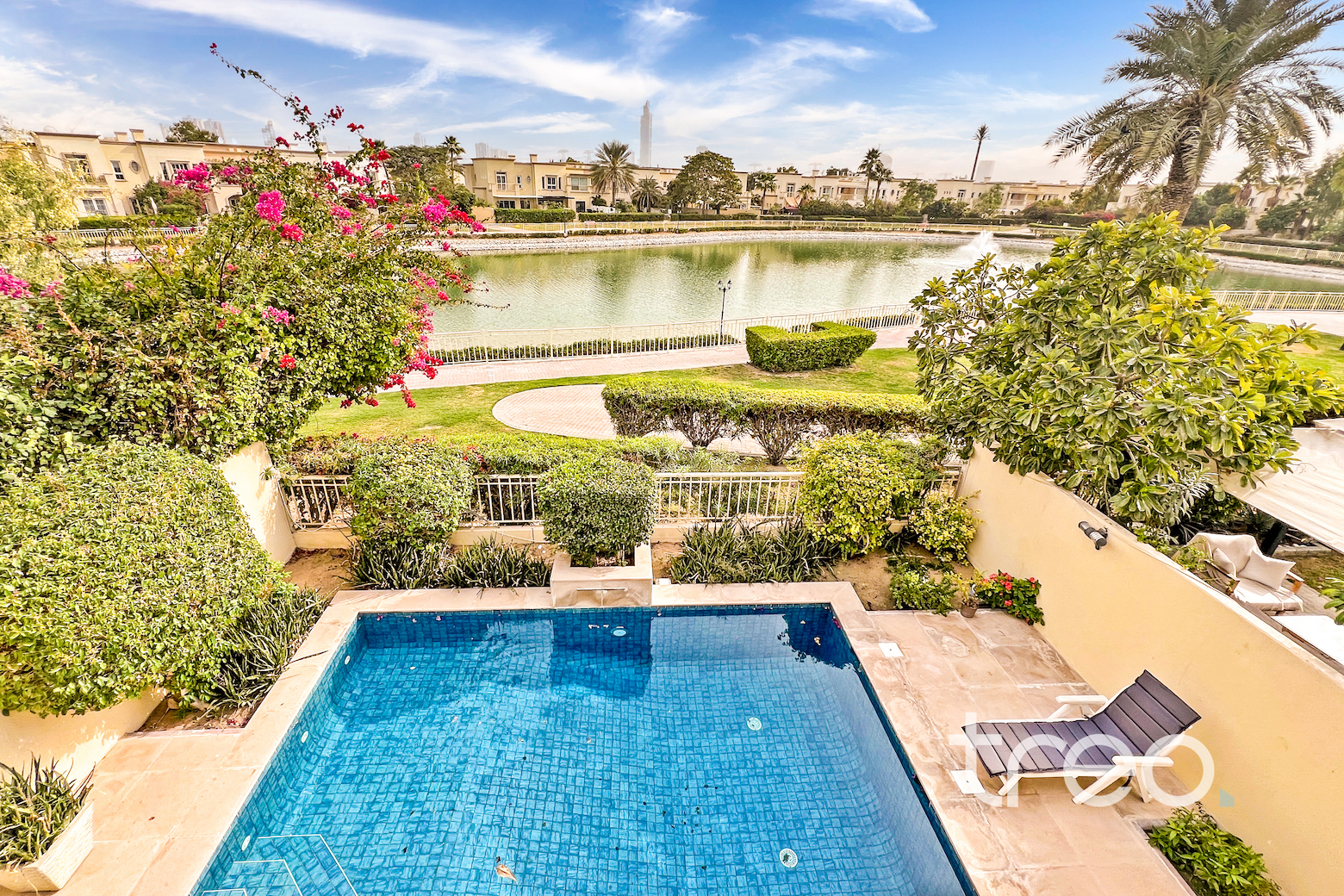 Pool | Lake view | Vacant November