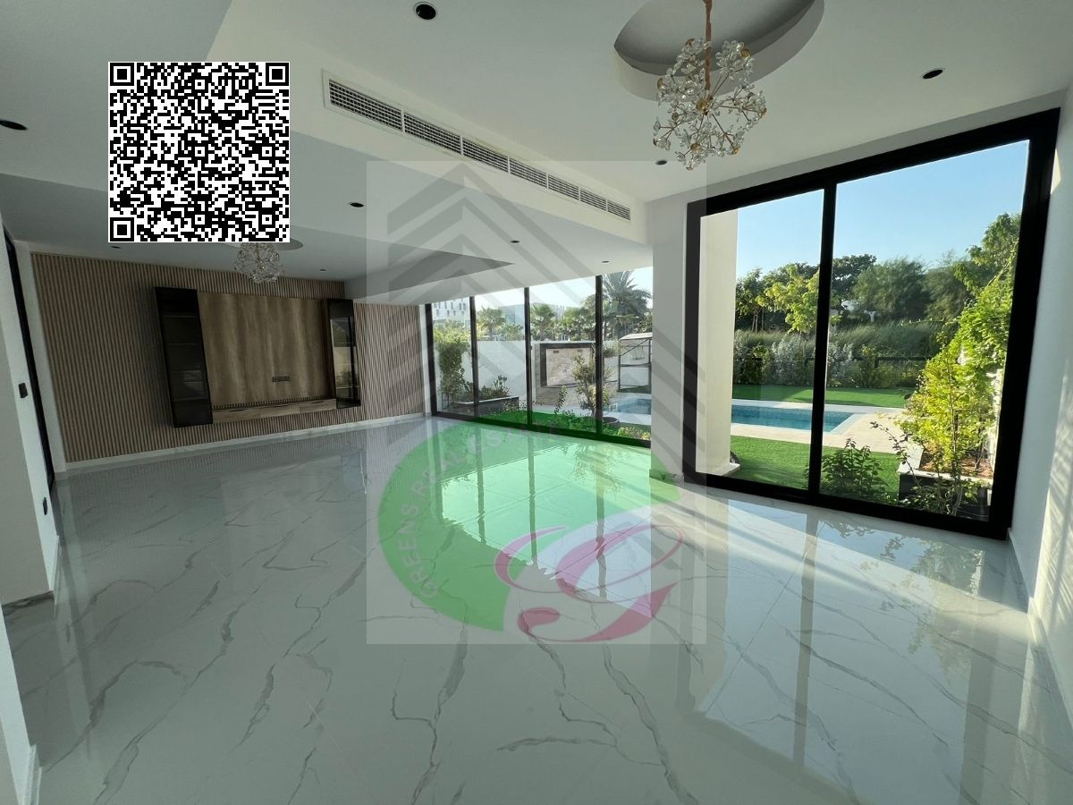 Golf Community | Inside Pool | 2 Sides Garden
