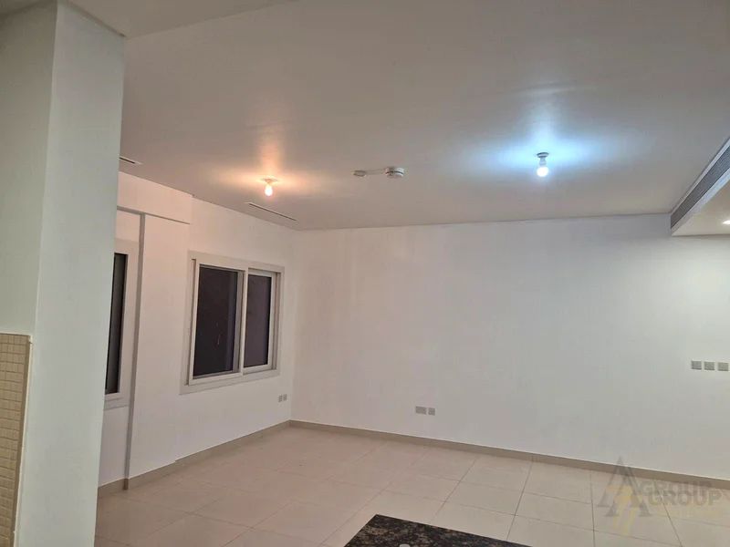 Vacant now | 2 Bed villa for rent | Close to pool
