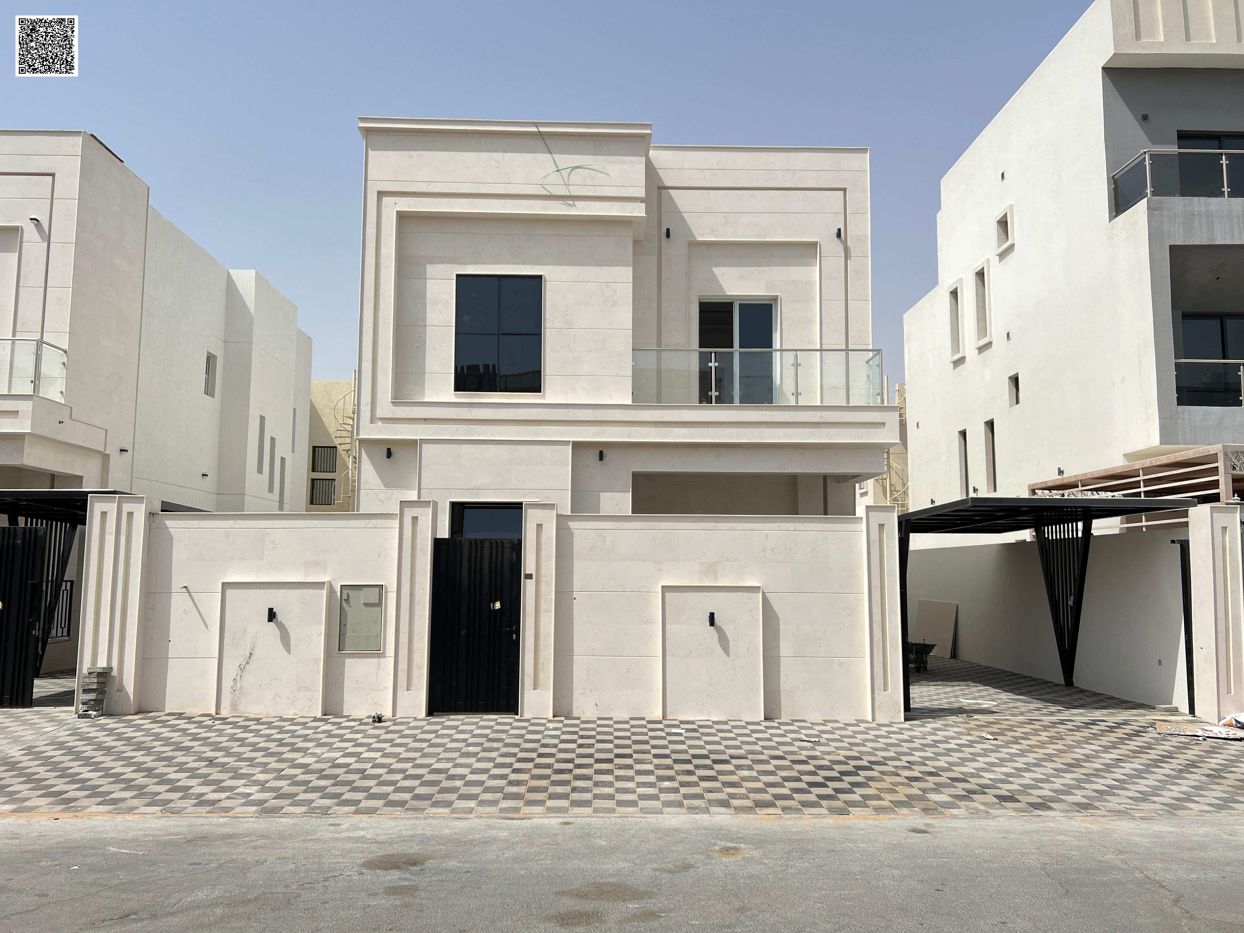 For sale, a luxurious villa, including air conditioning, electricity and water, at a negotiable price with the possibility of easy bank financing.
