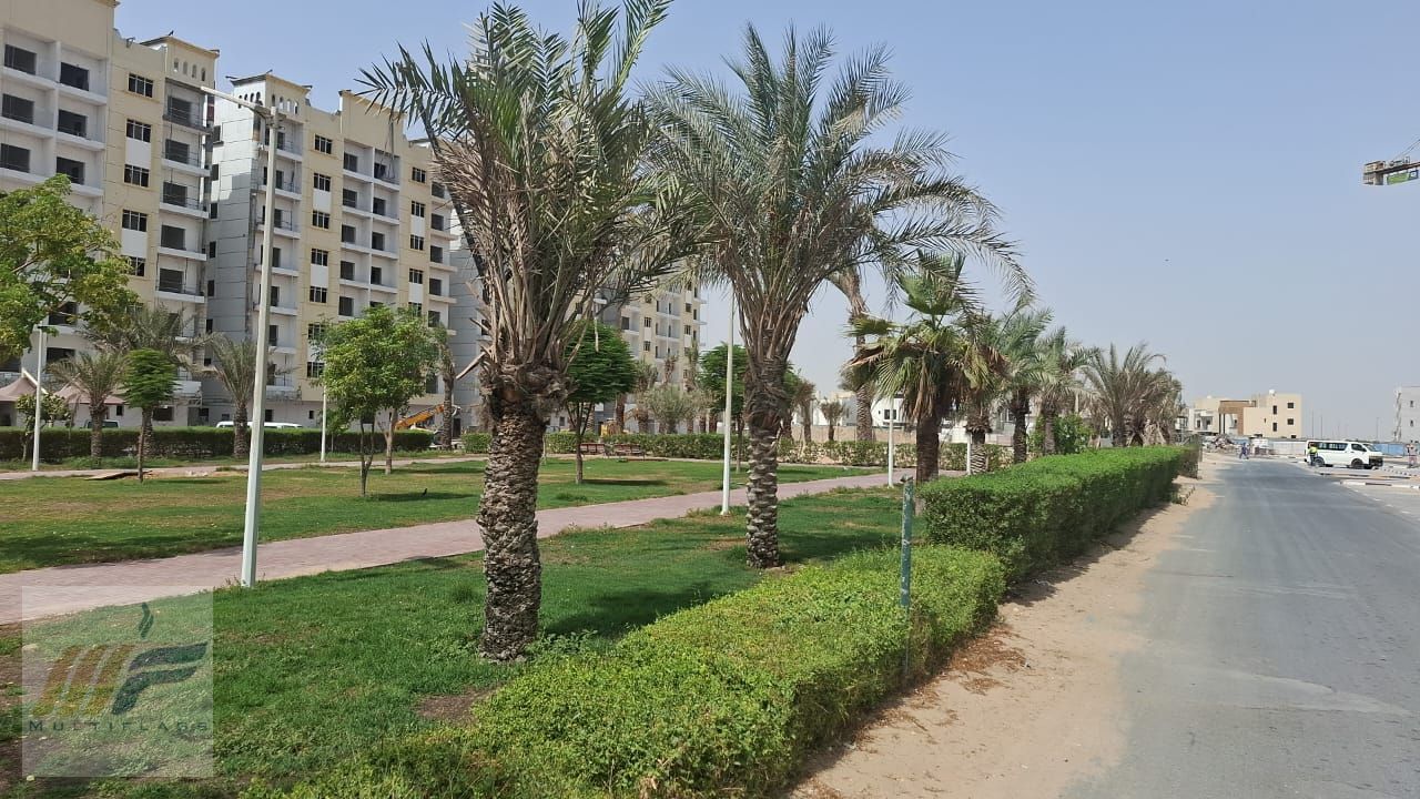 Apartment for sale 1bedroom hall in Al Ameera Village (Phase 3)