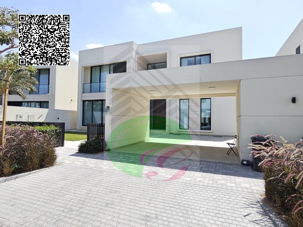GOLF FACING 5 BEDROOM VILLA IN AL ZORAH CITY