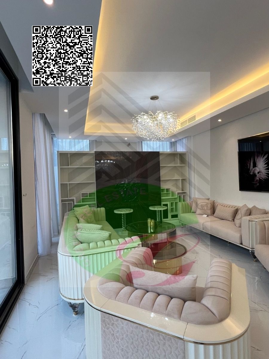 Corner and Single Array | Private Pool