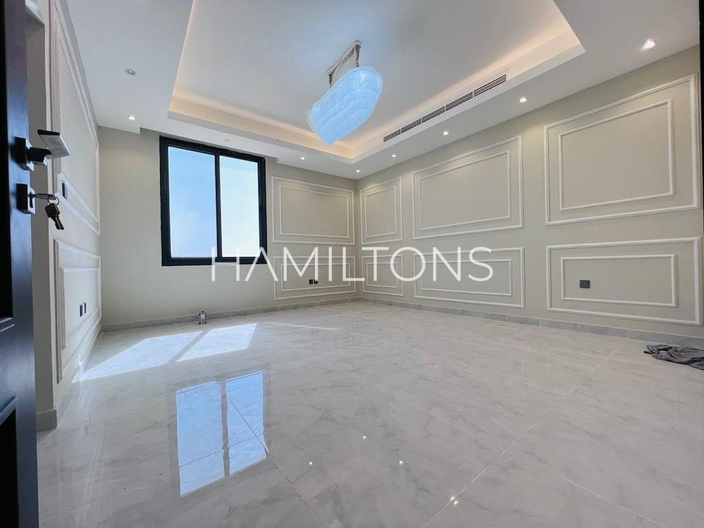 Al Suyoh Villa | Luxury & Convenience