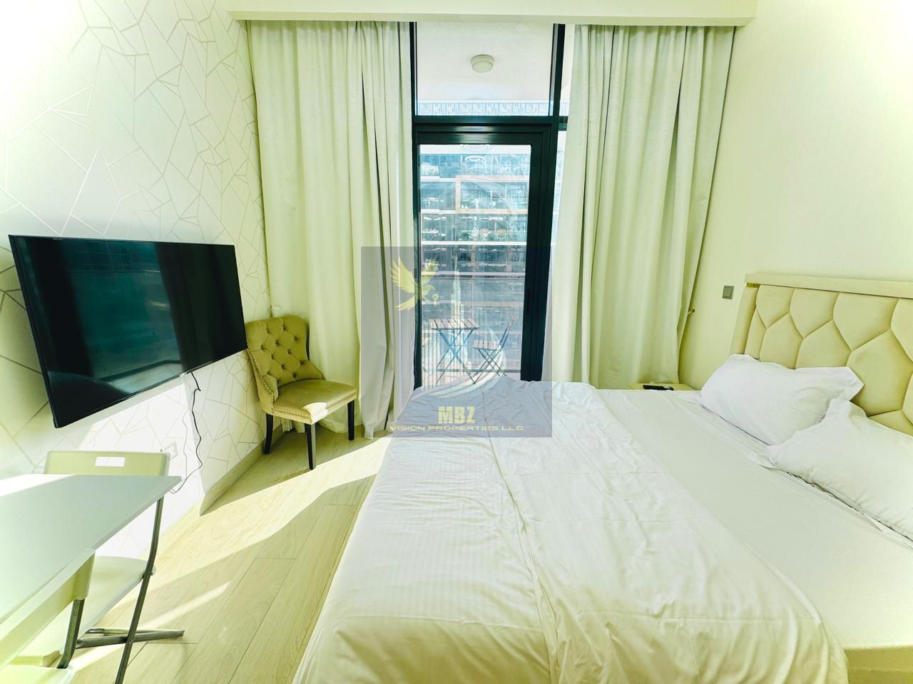 Modern Fully Furnished Studio with Stunning Community View | Azizi Riviera 36, Meydan One