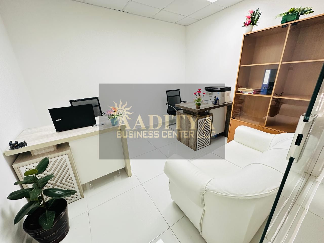 Fully furnished office for rent with Ejari|Free Dewa
