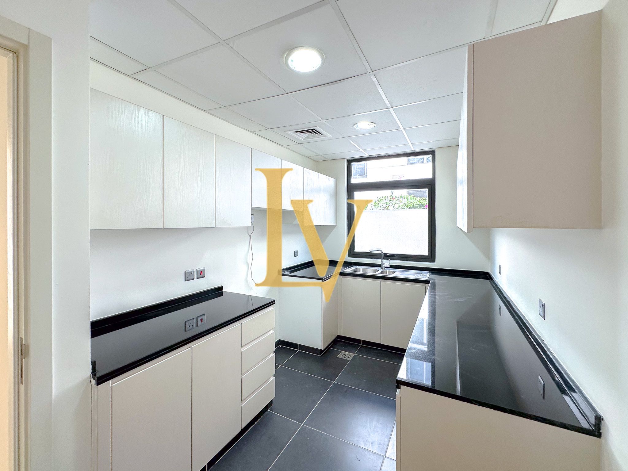 3BR+Maid | Corner | R2EM | Single row | Amazing view