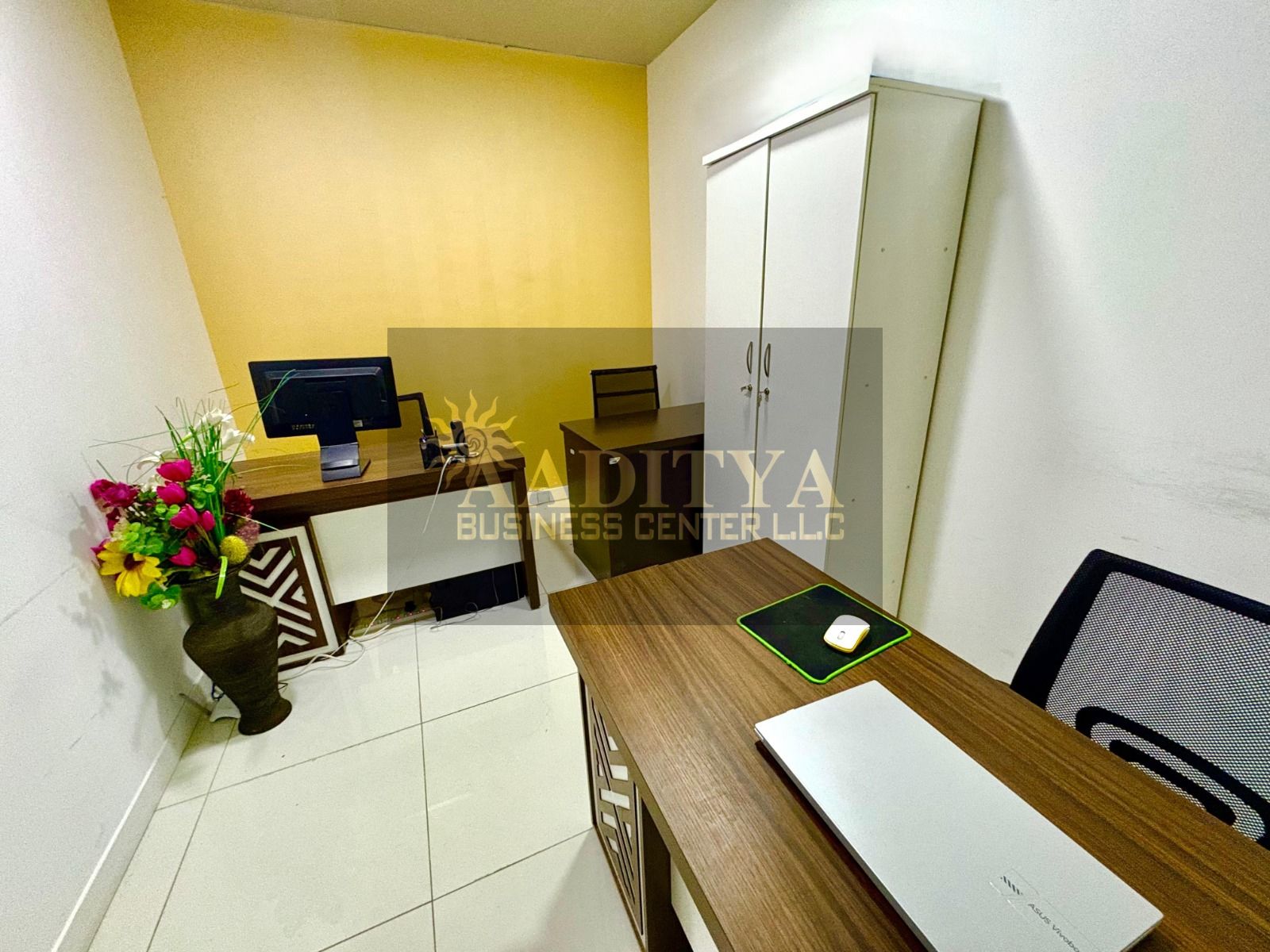 Dynamic Office spaces for dynamic people|Rent office with us @ Lowest prices