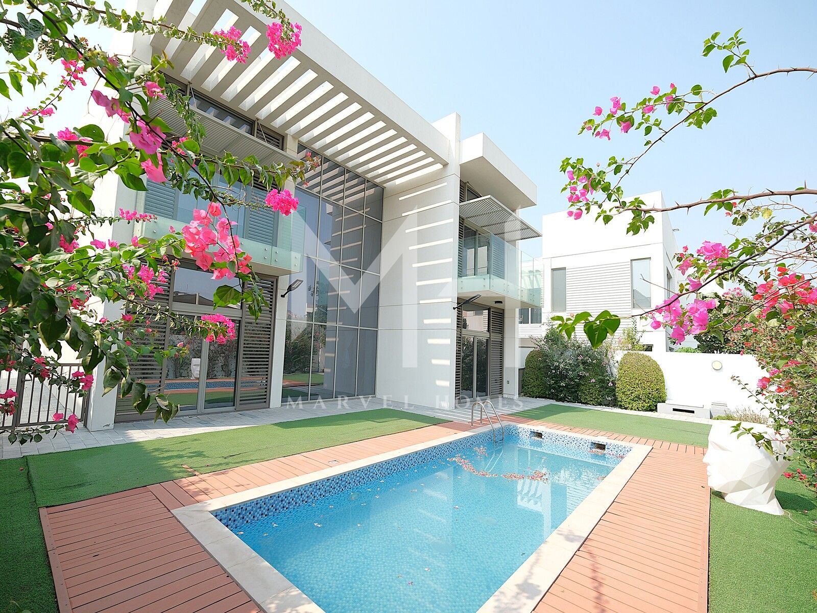 Exclusive | Prime Location | Contemporary