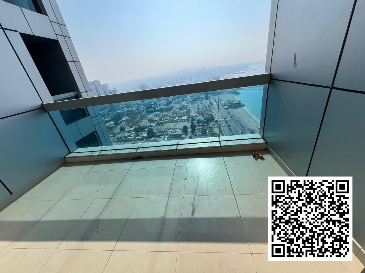 Spacious Ocean And Sharjah View 1BHK For Sale