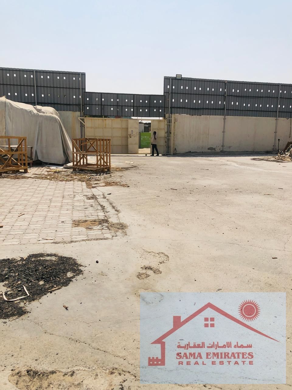 20000 SQ. FT OPOEN LAND // CONCRETE FLOORING // SEWA -30KW// 1 OFFICS// GCC -UAE NATION FREEHOLD