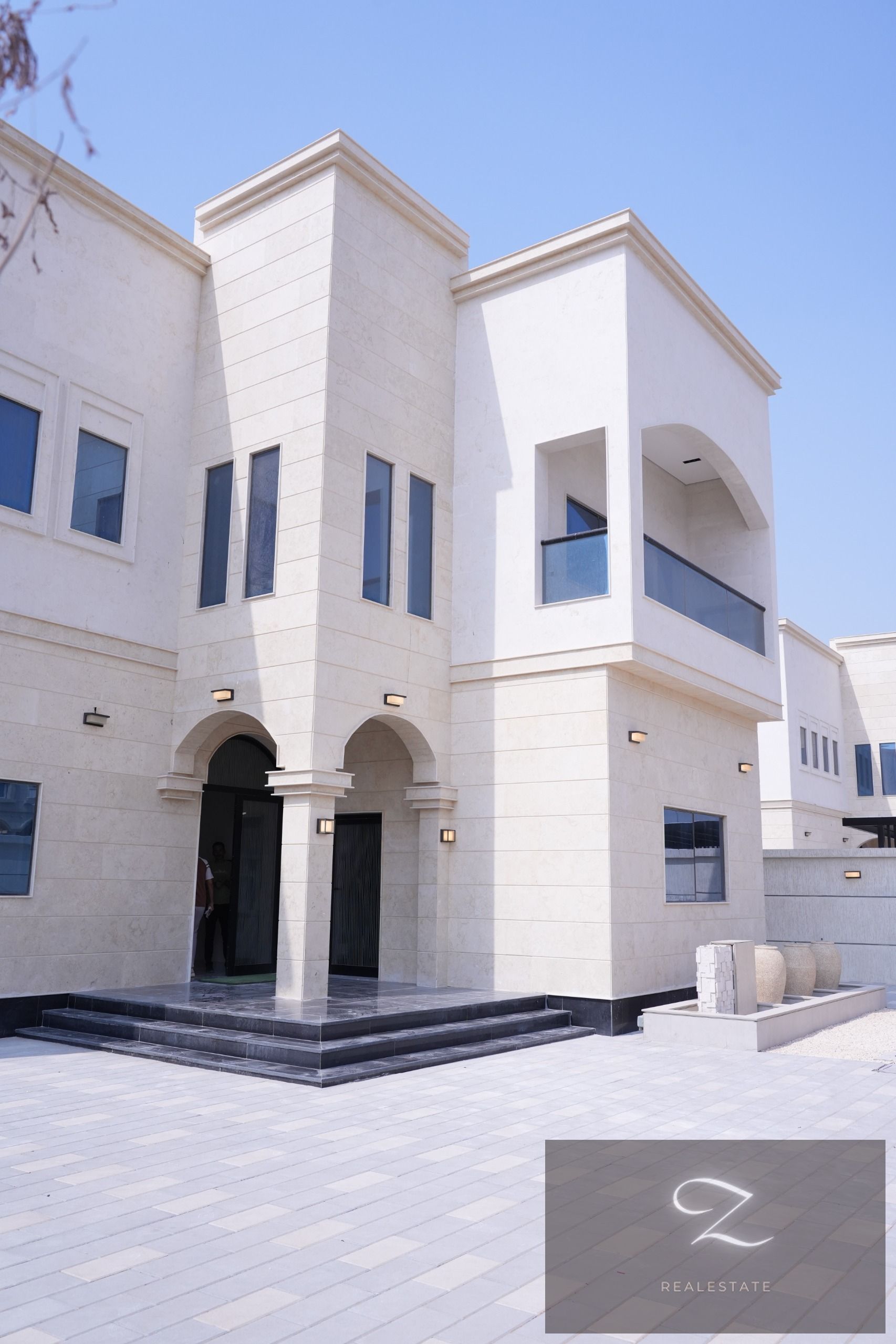For sale a luxurious villa in Sharjah Al Hoshi very excellent location
