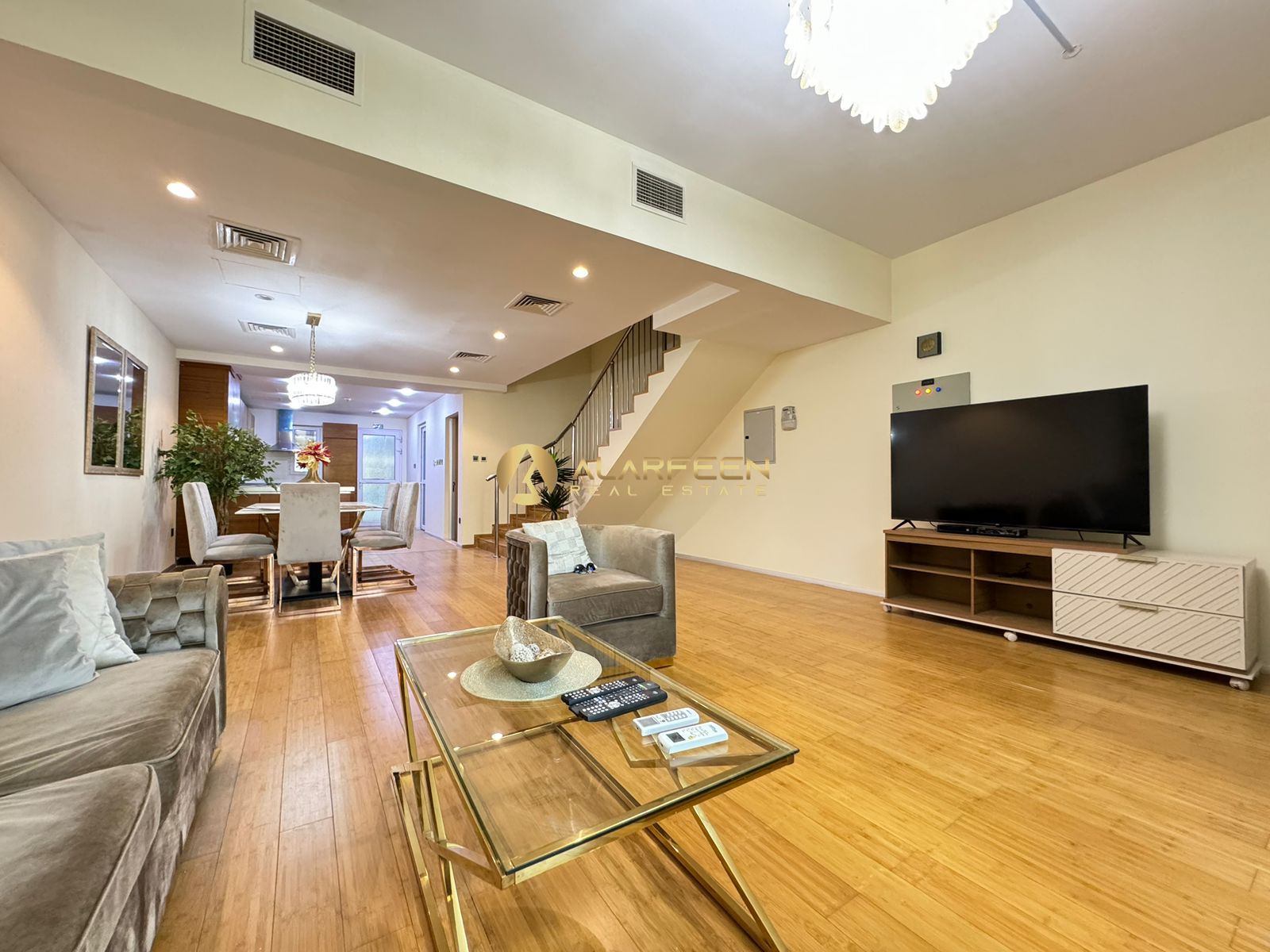 Fully Furnished | 4BR+Maid | Corner Villa