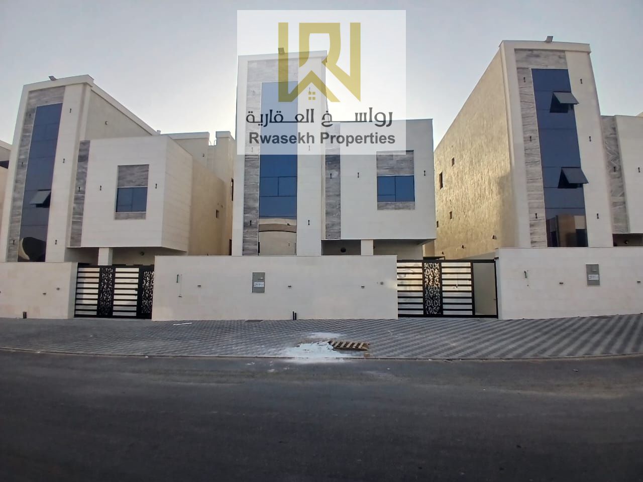 Spacious - Prime Location - Free Registeration