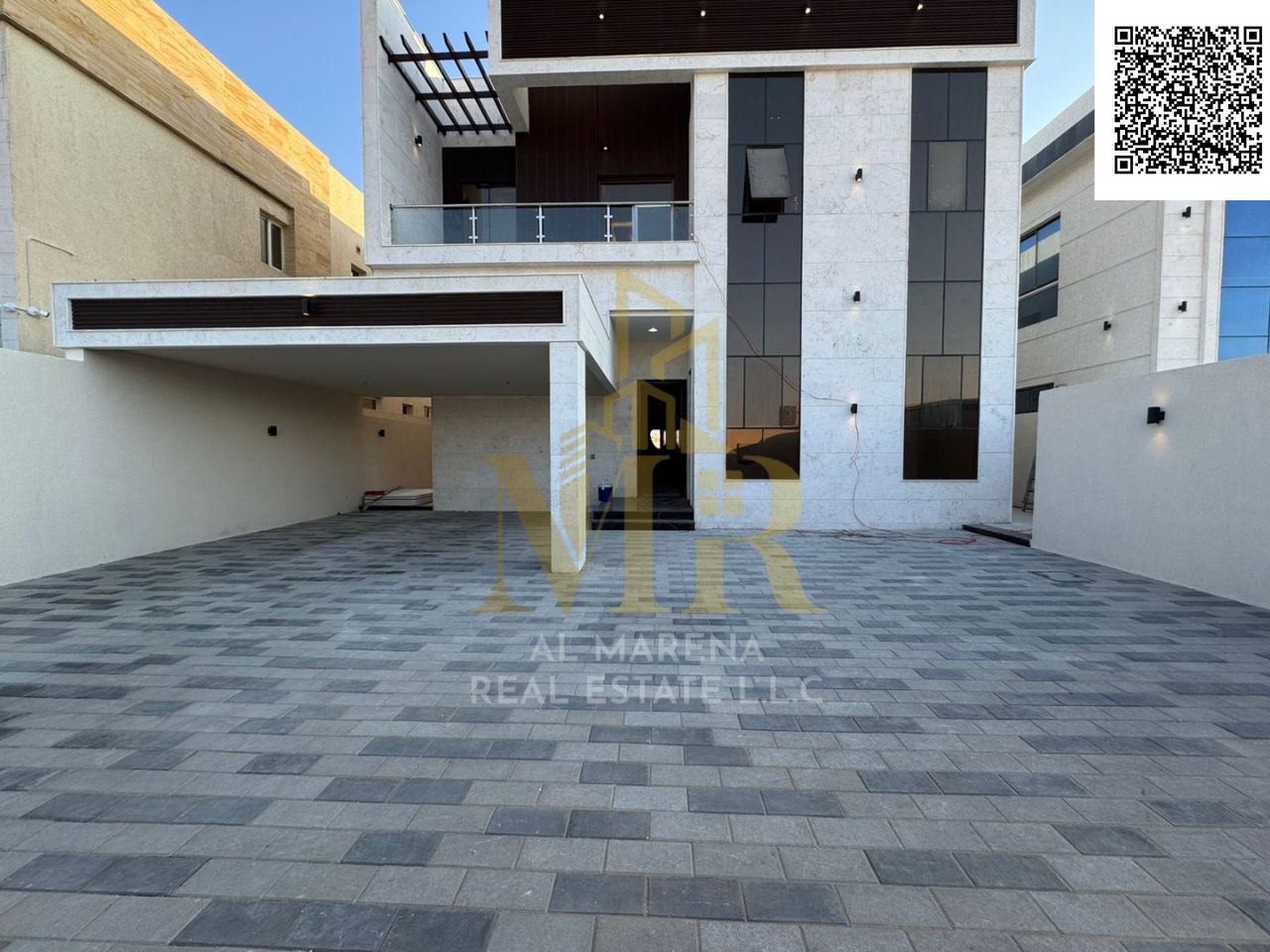 Own a villa in Al Rawda – Ajman | 5,000 sq ft | 5 master bedrooms | Majlis and 2 living rooms | Large outdoor yard | Priced at AED 2,500,000 (negotiab