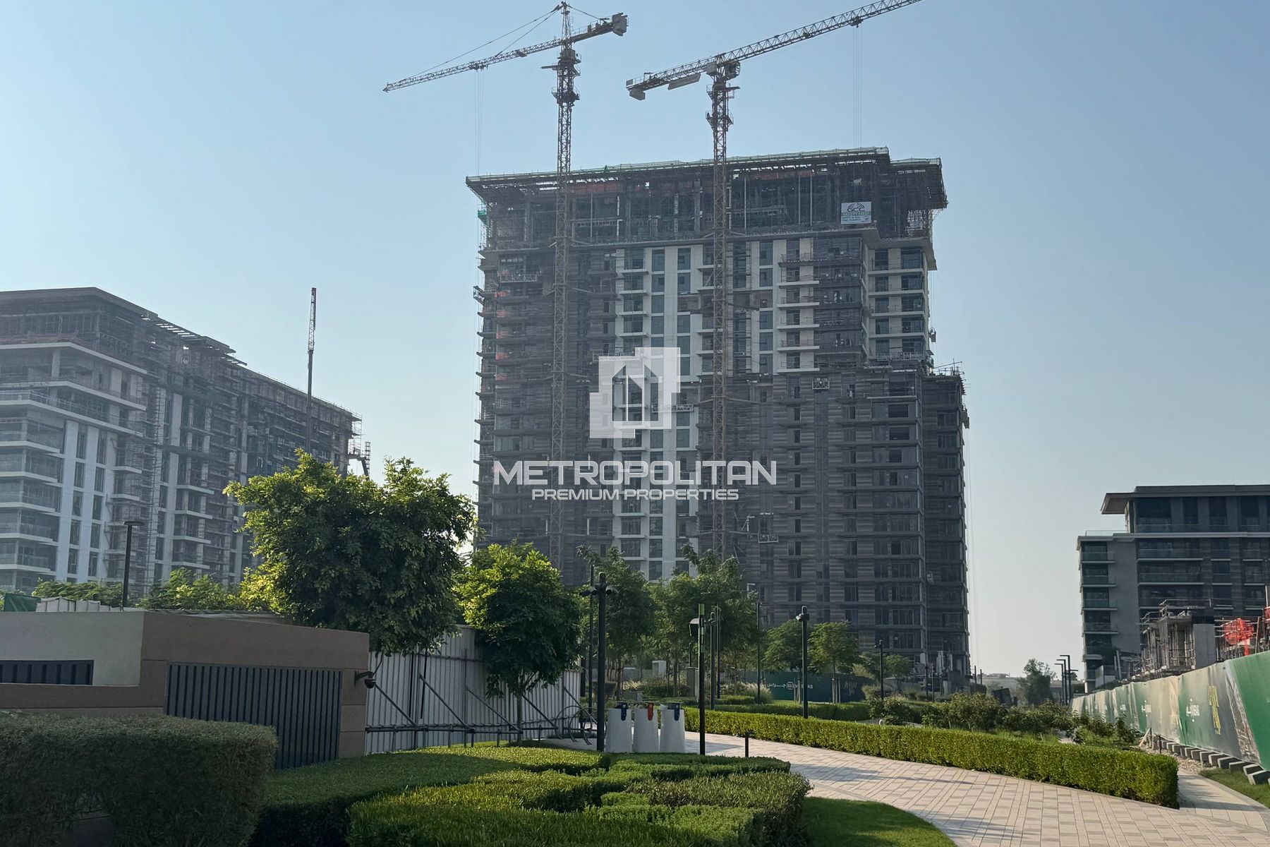 Burj Khalifa View| Middle Floor | Vacant