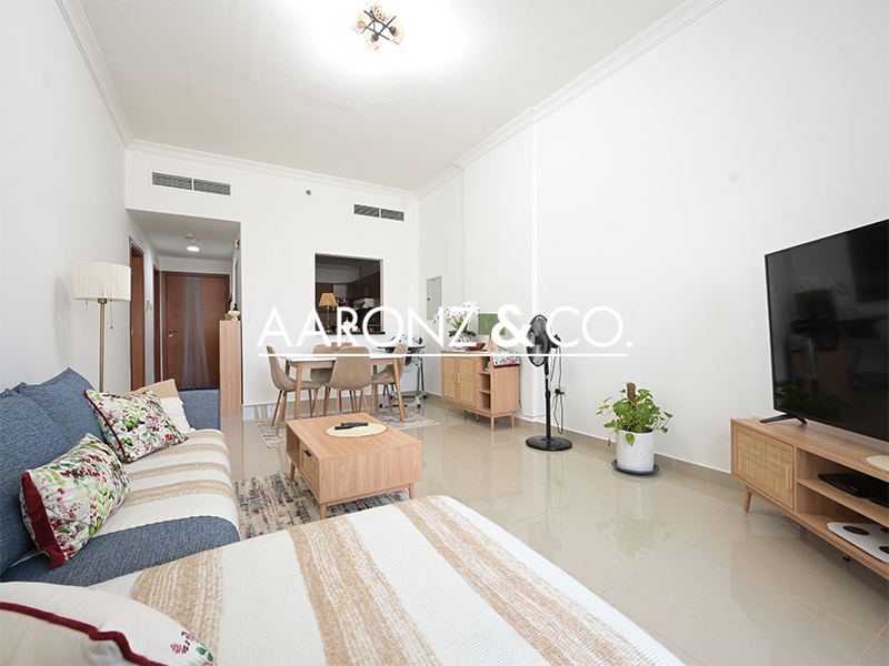 1 Bedroom | Low Floor | Prime Location | Balcony